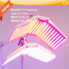 Macchina di fototerapia di cura di pelle LED con una lampada di 4 colori LED per il salone