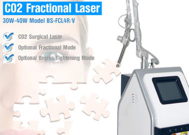 Macchina frazionaria del laser di CO2 di rimozione di talpa, macchina del laser di CO2 per le cicatrici dell'acne