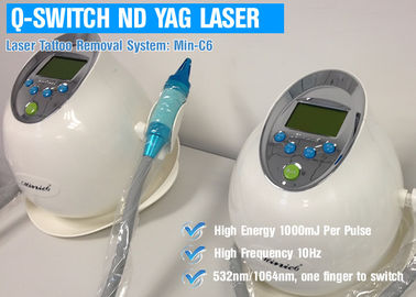 1064nm macchina Q commutata, attrezzatura del laser del ND YAG di rimozione del laser del tatuaggio